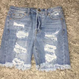Fashion Nova Bermuda shorts